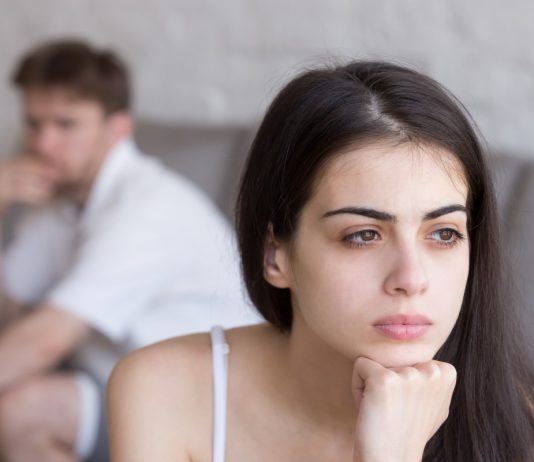 7 semne care dovedesc ca iti sabotezi relatia si cum sa eviti asta