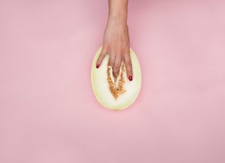 Sfaturi pentru masturbarea feminina si 9 beneficii uimitoare