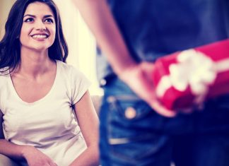 Cele mai frumoase cadouri si jocuri sexy pentru o seara memorabila