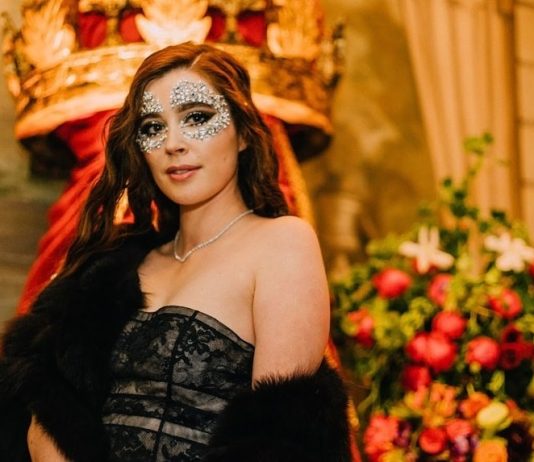 Costume sexy pentru bal mascat