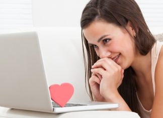 7 sfaturi pentru a face fata unei relatii la distanta