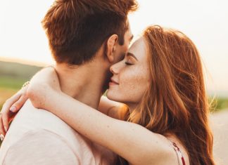 7 sfaturi pentru a mentine flacara iubirii aprinsa in cuplu