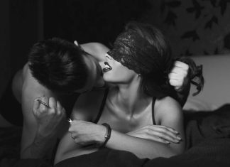 Pot jucariile sexuale sa va imbunatateasca relatia?