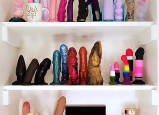 Jucarii sexuale videochat si sex online pentru relatii la distanta